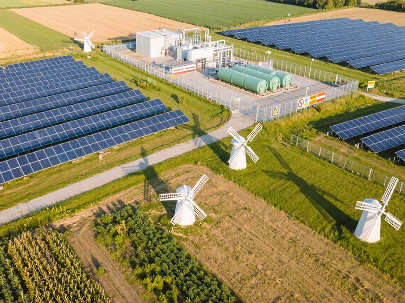 Solar Hydrogen vs. Wind: Which Is More Efficient?